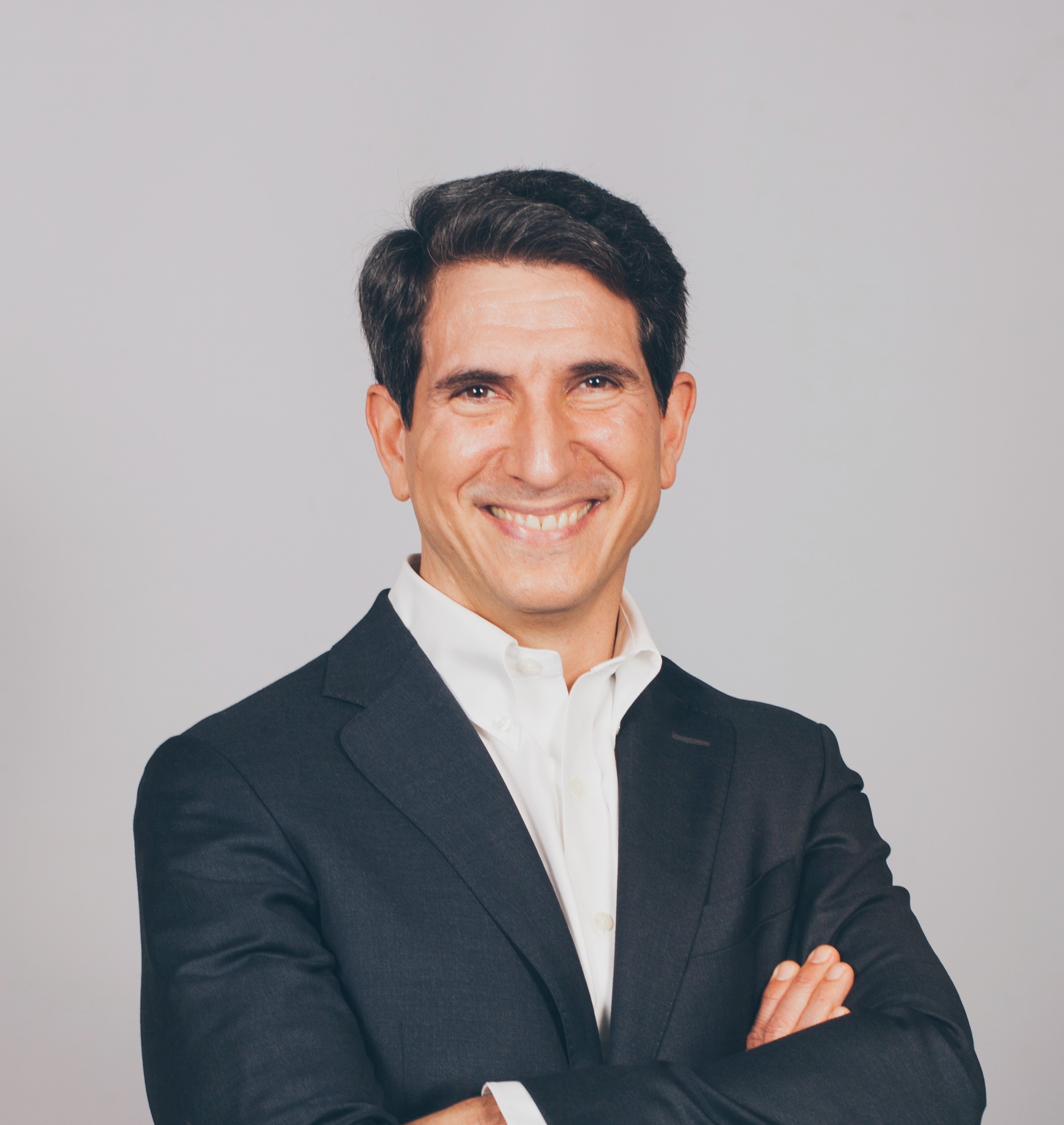 Dr. Javier Brey